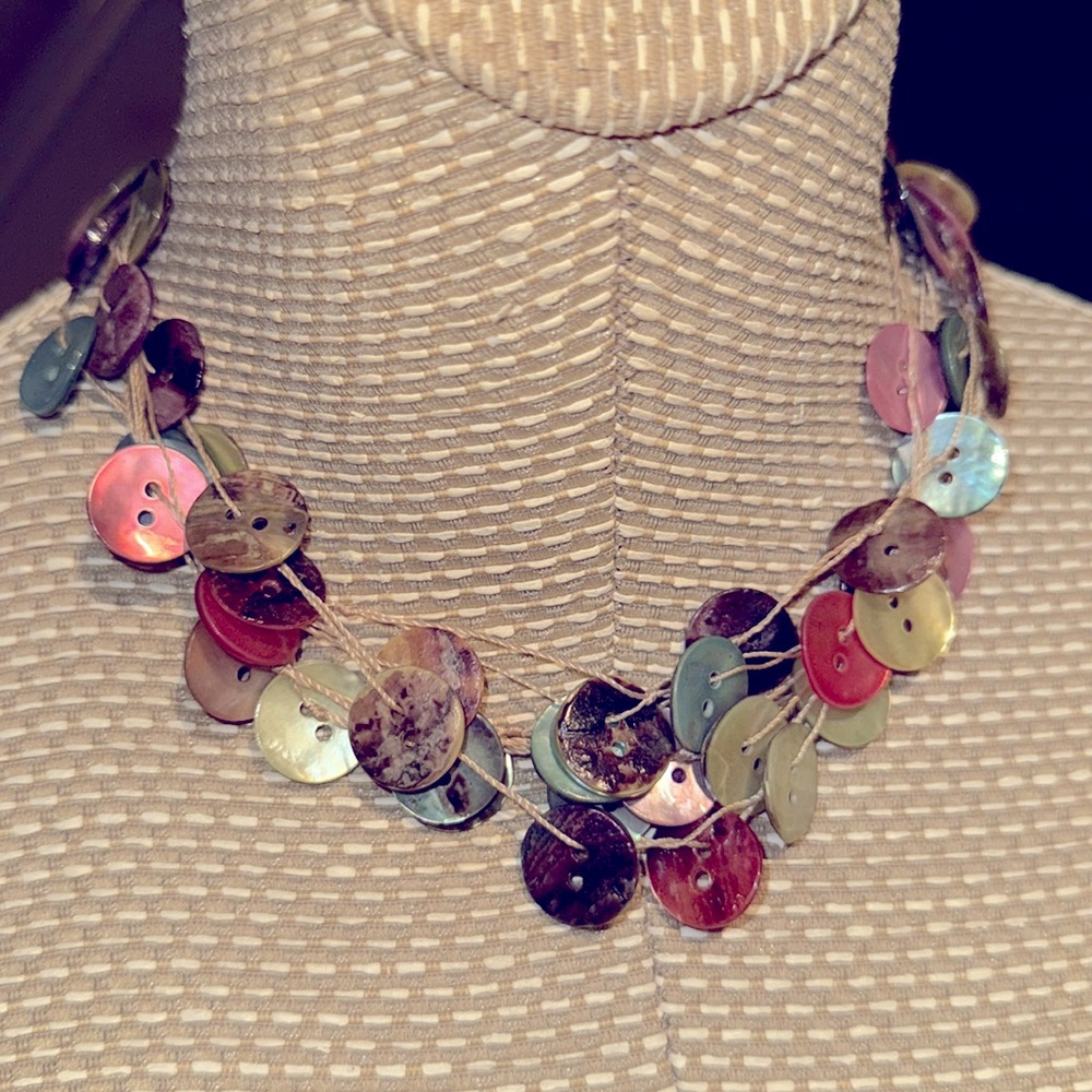 Multicolor Shell Disc Statement Necklace - image 5